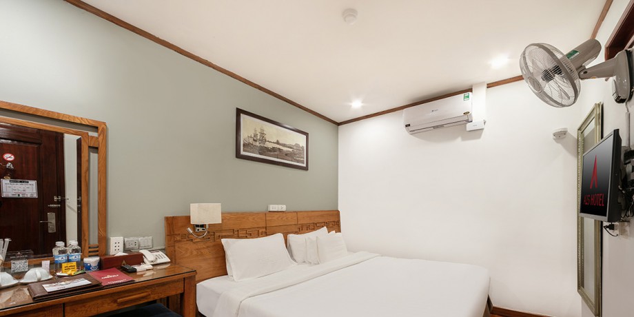 tieuchuan302 (1).jpg